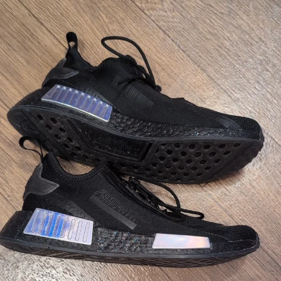 Adidas - Picture 11 of 12